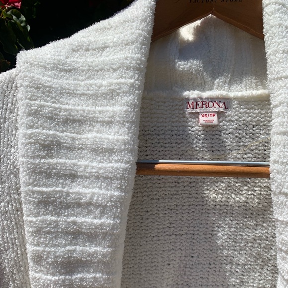 Slouchy White Merona Sweater - Picture 4 of 4